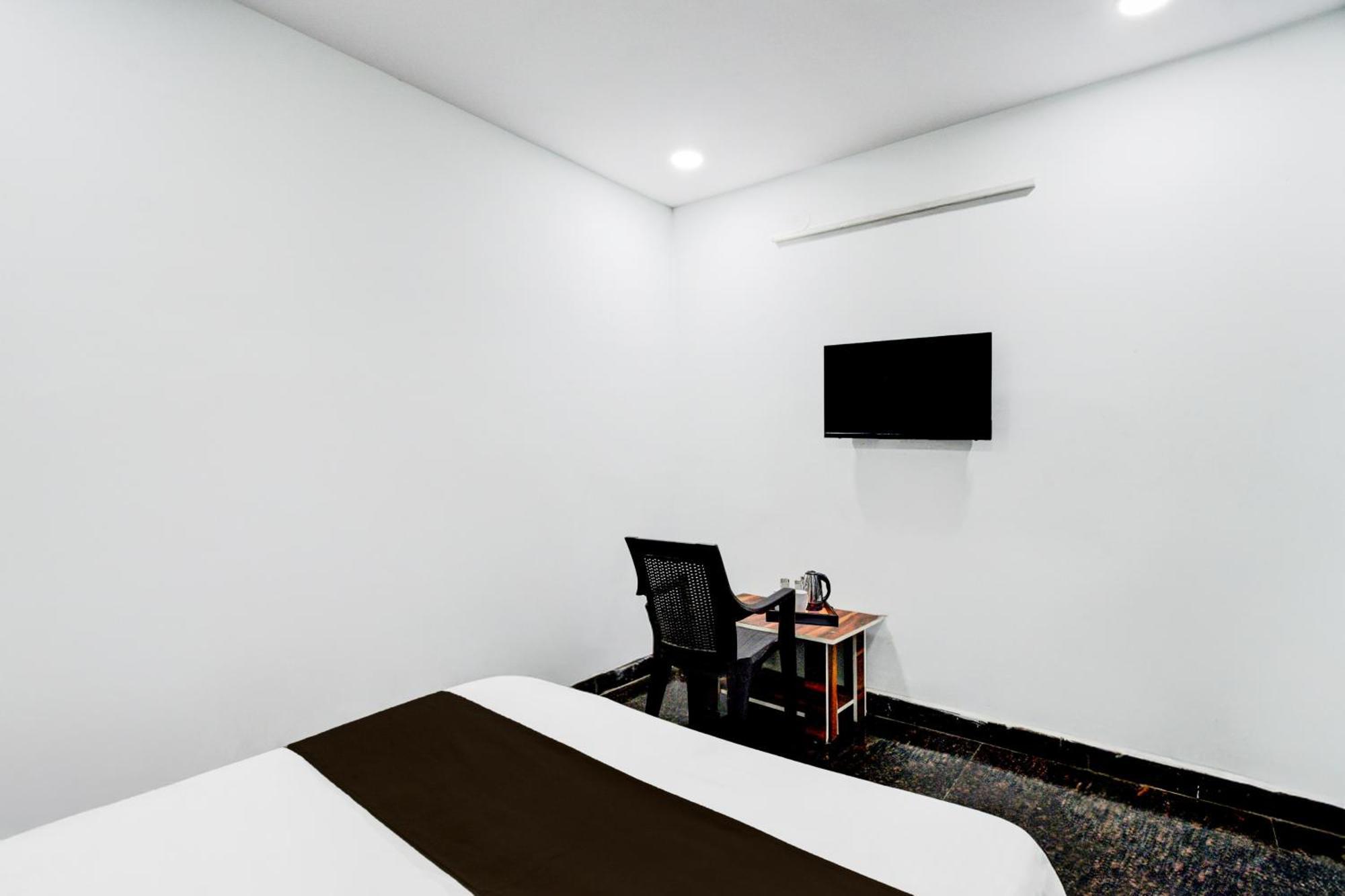 Super Hotel O Malkajgiri Maula Ali Buitenkant foto